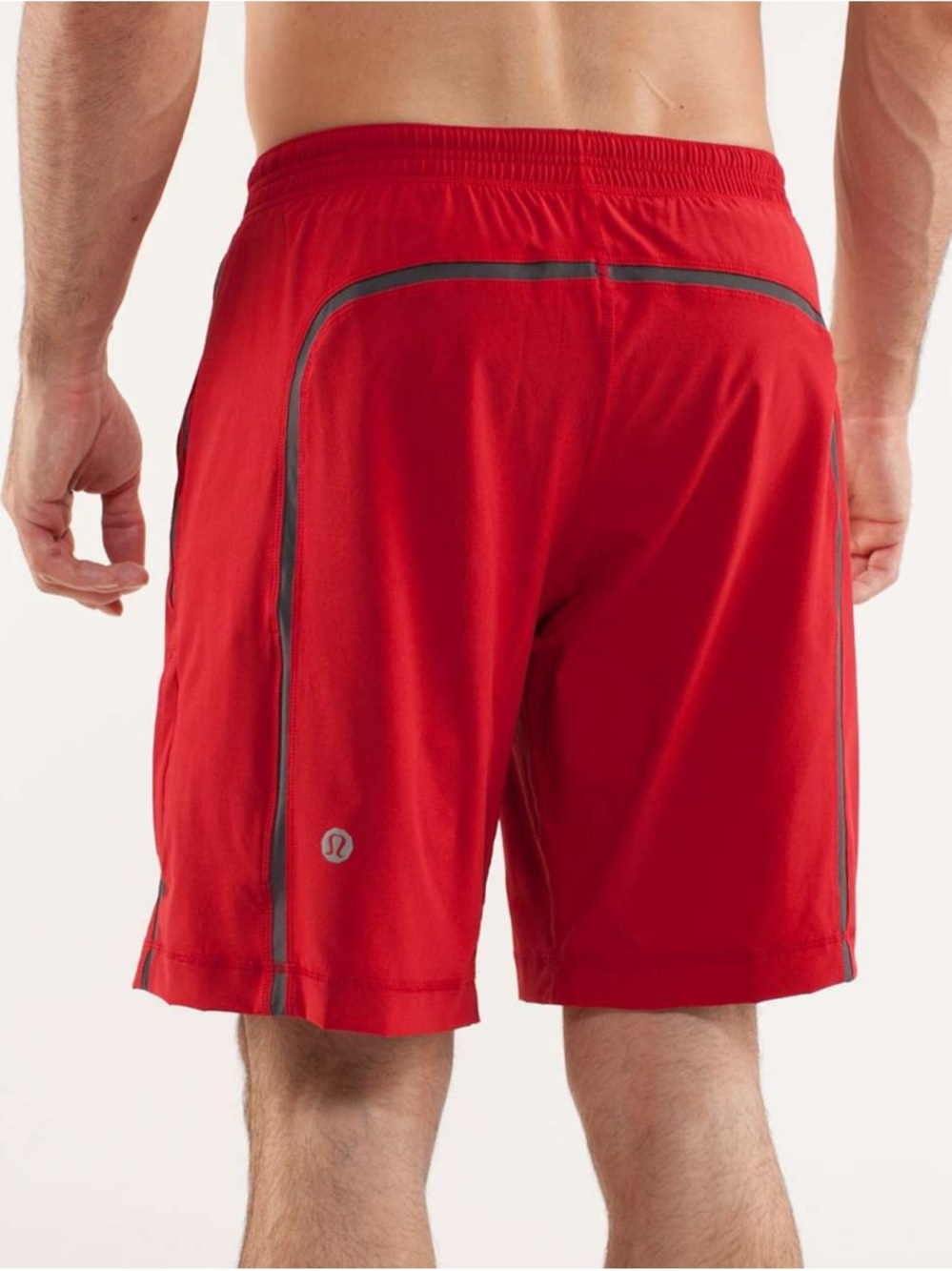 Lululemon Run Response Short
Chili red Large lined